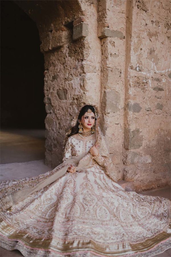 Mastani (Raw Silk)