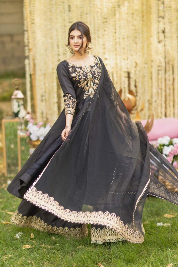 Black Pishwas - Image 5